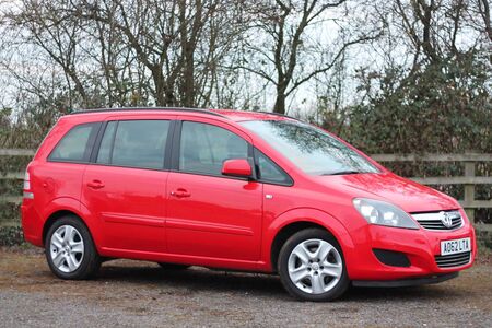 VAUXHALL ZAFIRA 1.7 CDTi ecoFLEX Exclusiv Euro 5 5dr (SNav)