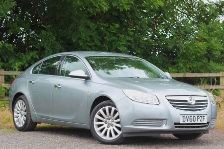 VAUXHALL INSIGNIA 1.8 16V SE Nav Euro 5 5dr