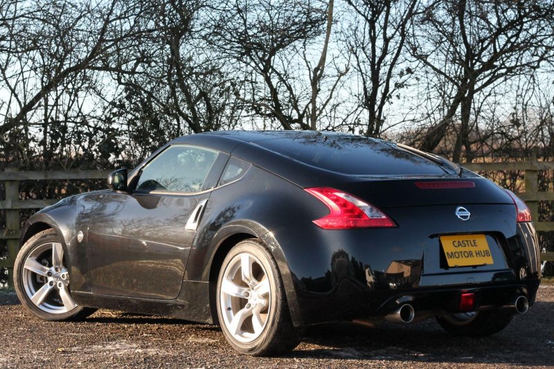 NISSAN 370Z