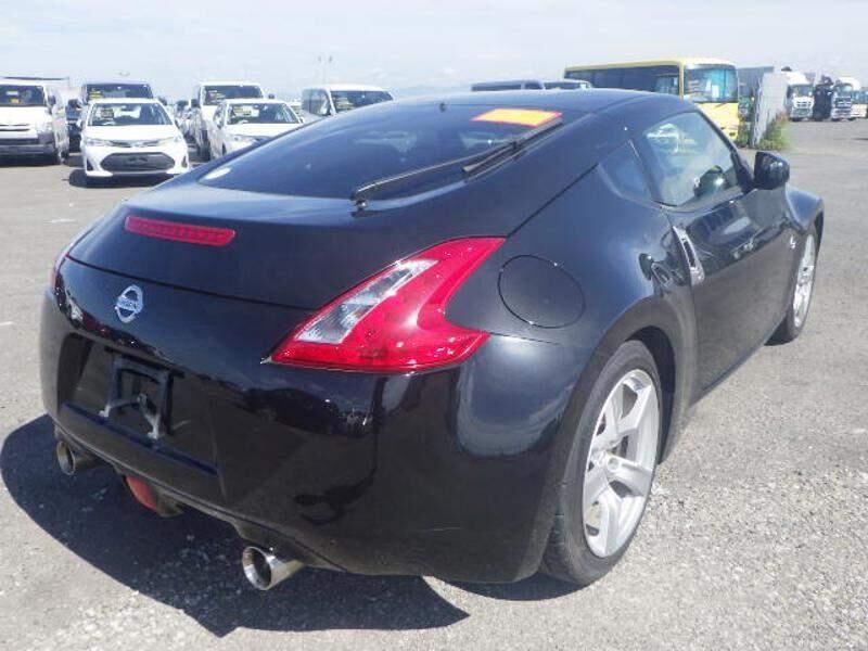 NISSAN 370Z