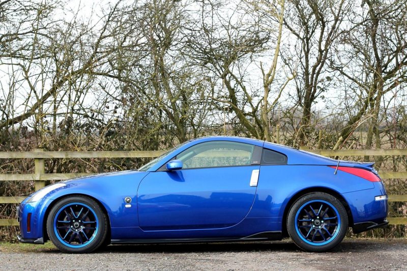 NISSAN 350Z