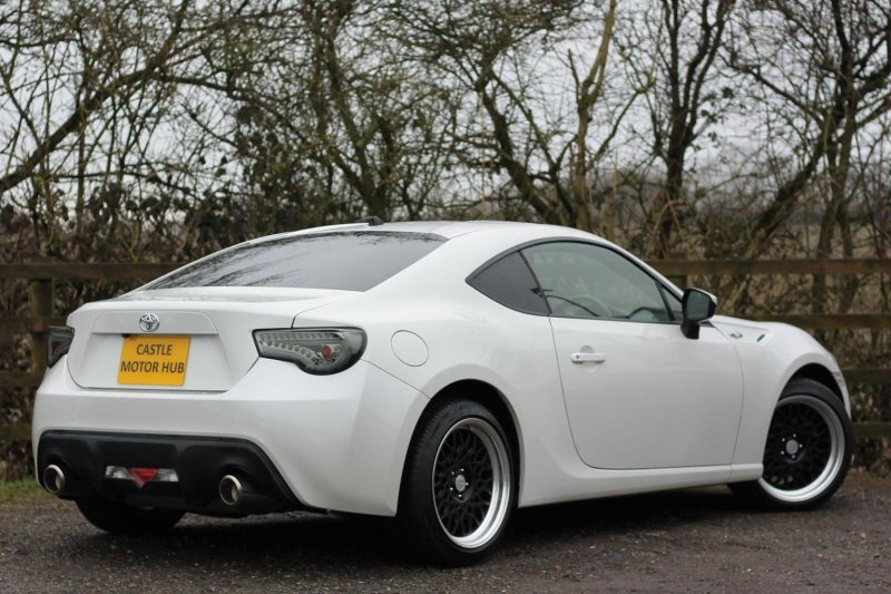 TOYOTA GT86